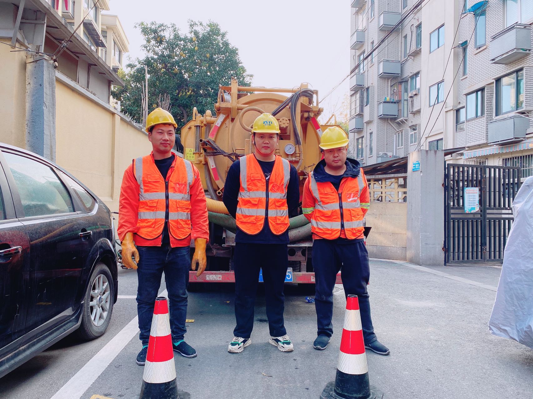 黄山路南京某小区管道清淤检测施工
